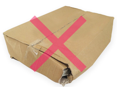 劣化したダンボール